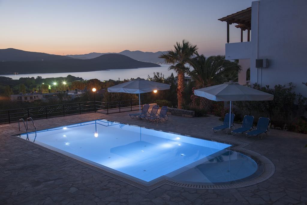Villa Michalis 伊斯特隆 外观 照片